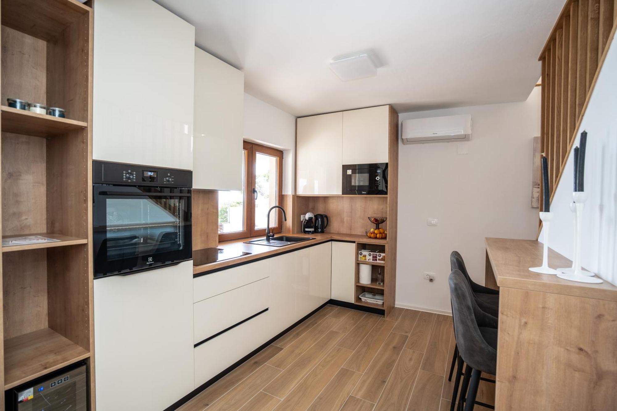 Villa Kamia With Private Heated Pool And Electric Vehicle Adapter Zubovići Exterior foto